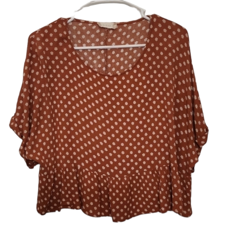 ⭐️Altar'd state burnt orange top with white floral print size Large